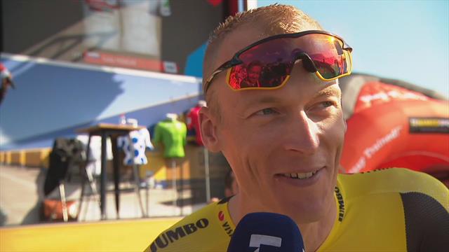 Gesink: "Met beide benen op de grond blijven staan" Gesink: "Met beide benen op de grond blijven staan"