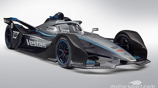Mercedes présente ses pilotes et sa livrée pour la Formule E