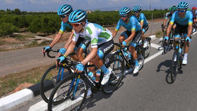Il cambio all'americana di Fuglsang: ecco perché Lopez è stato penalizzato di 10'' alla Vuelta