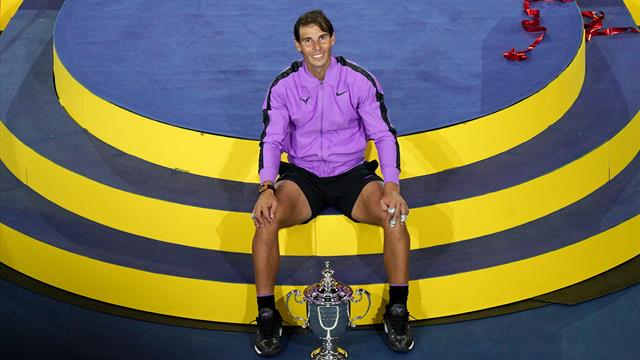 Rafa Nadal aumenta su palmarés... ¡con el cinturón de Campeón Mundial de los Pesos Pesados!