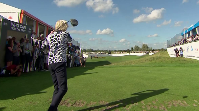 Il golf non ha età: donna di 100 anni alla partenza del KLM Open Il golf non ha età: donna di 100 anni alla partenza del KLM Open