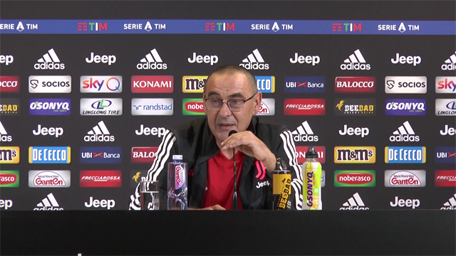Sarri: "Mia mamma non era contentissima quando ho firmato per la Juventus..." Sarri: "Mia mamma non era contentissima quando ho firmato per la Juventus..."