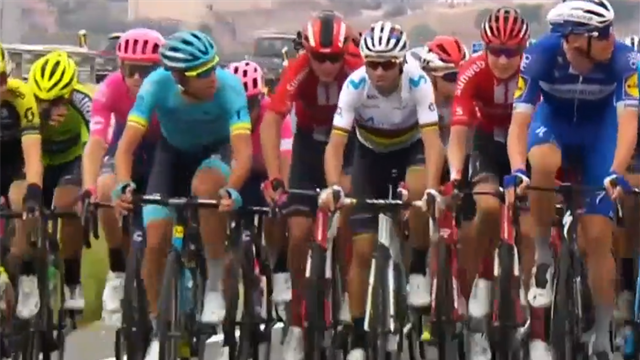 Vuelta a España 2019: La bronca Omar Fraile-Valverde tras el ataque por la caída de Roglic Vuelta a España 2019: La bronca Omar Fraile-Valverde tras el ataque por la caída de Roglic
