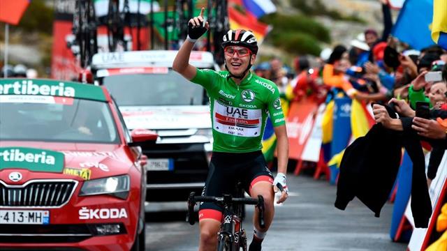 Indrukwekkende overwinning Tadej Pogacar in laatste bergrit. Roglic op rand van Vuelta zege Indrukwekkende overwinning Tadej Pogacar in laatste bergrit. Roglic op rand van Vuelta zege