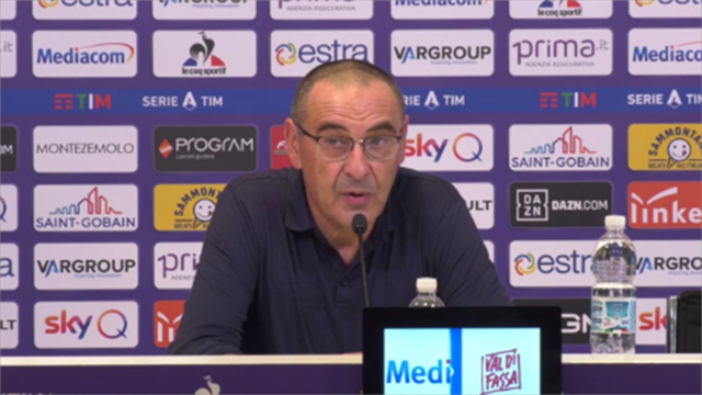 Sarri: "Temperatura di 34 gradi e terreno secco: più difficile rispetto al match con Napoli" Sarri: "Temperatura di 34 gradi e terreno secco: più difficile rispetto al match con Napoli"