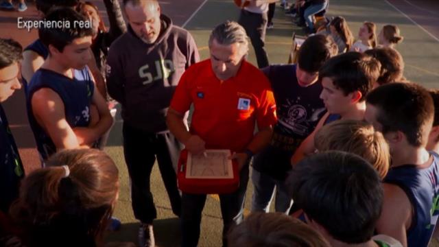 El sorpresón de Scariolo a un equipo de basket de un colegio y cómo les motivó a ganar El sorpresón de Scariolo a un equipo de basket de un colegio y cómo les motivó a ganar
