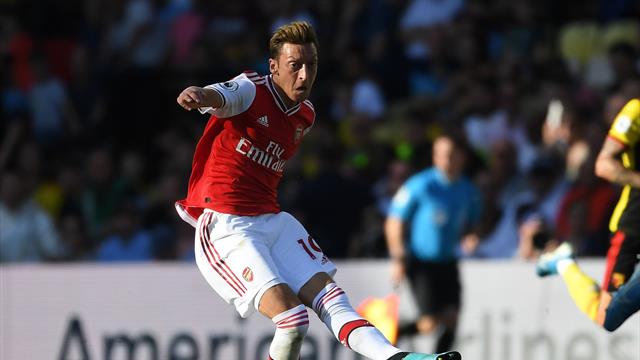 Emery rests Ozil for Arsenal's Frankfurt trip