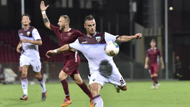 Emanuele Calaiò si ritira a 37 anni: lavorerà nel settore giovanile della Salernitana