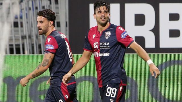Le pagelle di Cagliari-Genoa 3-1: Simeone scatenato, male Favilli