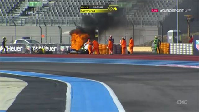 Moto perde olio al Bol d'Or e prende fuoco Moto perde olio al Bol d'Or e prende fuoco