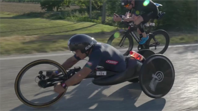 Ironman Zanardi da record: le immagini della gara di Cervia Ironman Zanardi da record: le immagini della gara di Cervia
