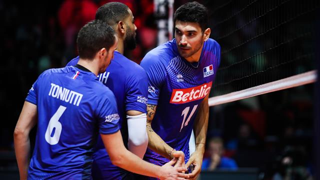Les Bleus perdent mais restent en course pour Tokyo