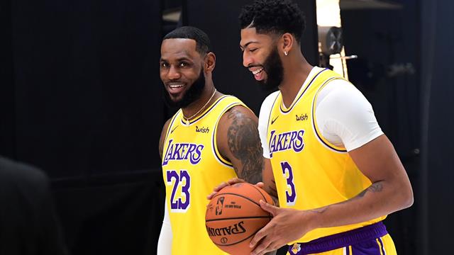Cris et chuchotements au coeur du "media day" des Lakers