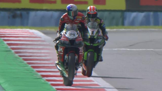 Rea pipped to the line in incredible World Superbikes final lap Rea pipped to the line in incredible World Superbikes final lap