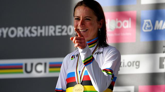 La mejor ciclista del mundo y la más solidaria: la donación de Van Vleuten que aplaude todo el mundo