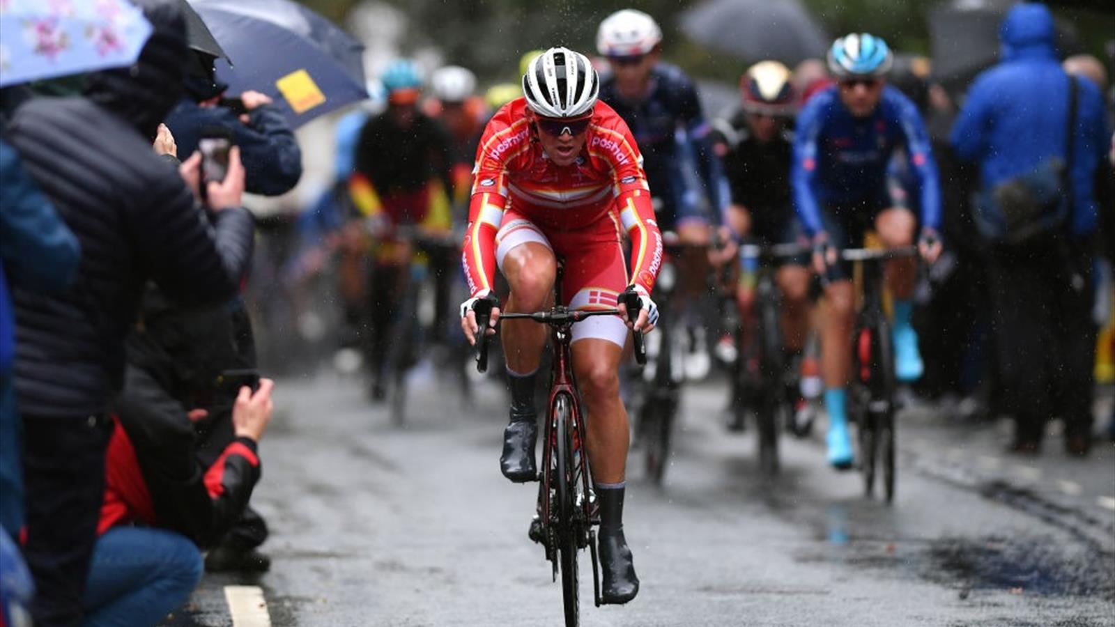 eurosport commentateur cyclisme