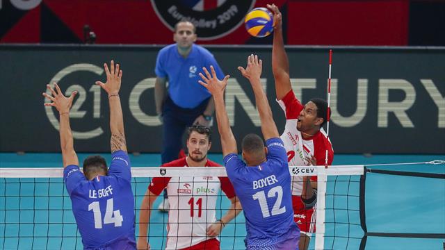 L'équipe de France a souffert.... La preuve avec les 5 plus beaux points du Final Four de l'Euro L'équipe de France a souffert.... La preuve avec les 5 plus beaux points du Final Four de l'Euro