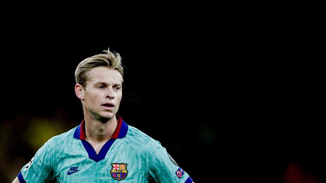 De Jong, le surdoué de l’Ajax ne fait pas encore rêver le Barça