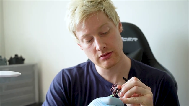 Neil Robertson talks about his love for Warhammer Neil Robertson talks about his love for Warhammer