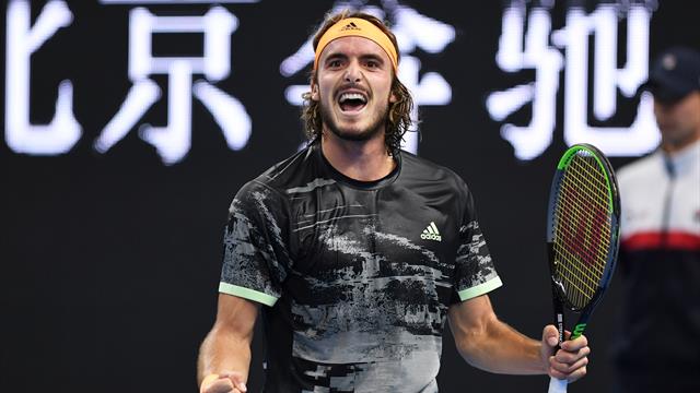 Un duel décousu mais une victoire qui fait du bien : Les temps forts de Tsitsipas - Zverev Un duel décousu mais une victoire qui fait du bien : Les temps forts de Tsitsipas - Zverev
