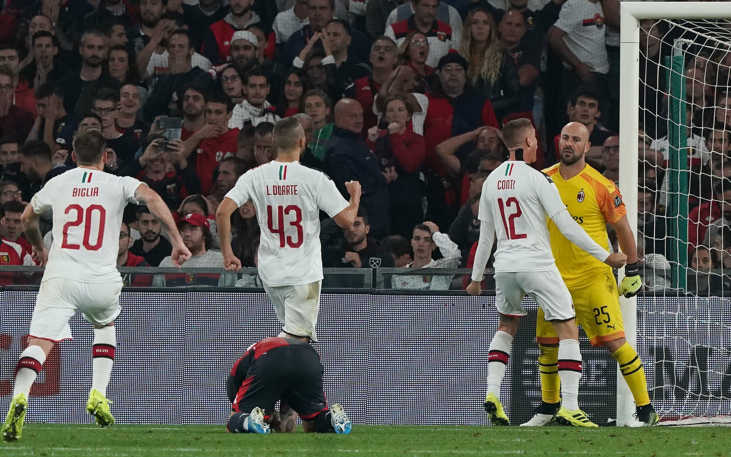 Pepe Reina, Genoa-Milan