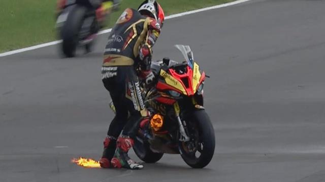 WATCH - Michael Rutter's bike catches fire during Superstock 1000 WATCH - Michael Rutter's bike catches fire during Superstock 1000