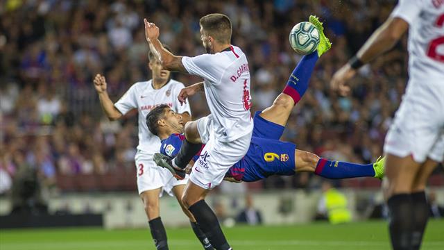 Une magnifique bicyclette à l'entrée des six mètres : Luis Suarez a régalé le Camp Nou