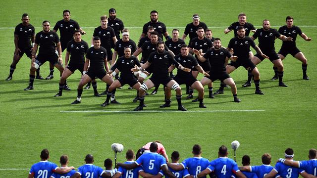 La Nuova Zelanda dilaga con la Namibia, la Francia rischia ma passa