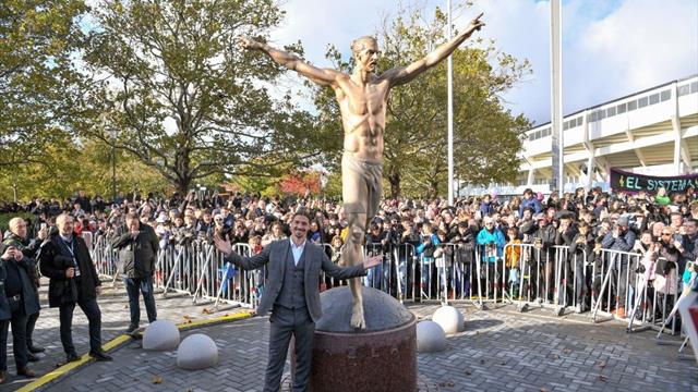 Schulfrei für Zlatan: Der "Fußballgott" feiert sich in Malmö selbst