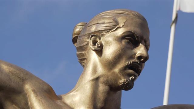 Topless Zlatan Ibrahimovic statue unveiled in Malmo Topless Zlatan Ibrahimovic statue unveiled in Malmo