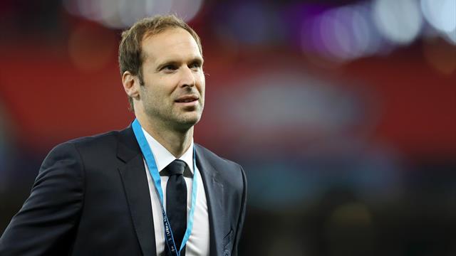 WTF - Petr Cech sort de sa retraite pour devenir gardien de... Hockey WTF - Petr Cech sort de sa retraite pour devenir gardien de... Hockey