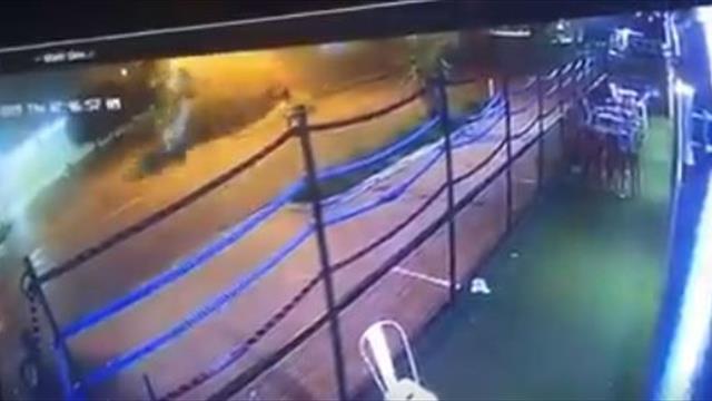 Американский боксер попал в жуткую аварию: машина несколько раз перевернулась в воздухе