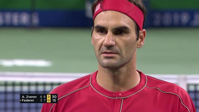 Federer a écopé d'un point de pénalité, et ça ne lui a pas plu du tout Federer a écopé d'un point de pénalité, et ça ne lui a pas plu du tout