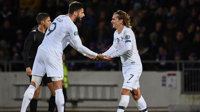 Les notes : Giroud – Griezmann, le bleu leur va si bien
