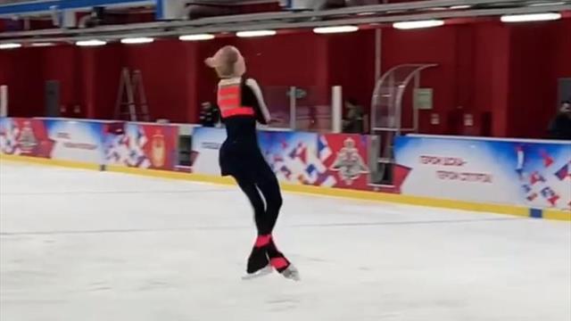 11-летняя фигуристка из школы ЦСКА чисто исполнила четверной тулуп на тренировке