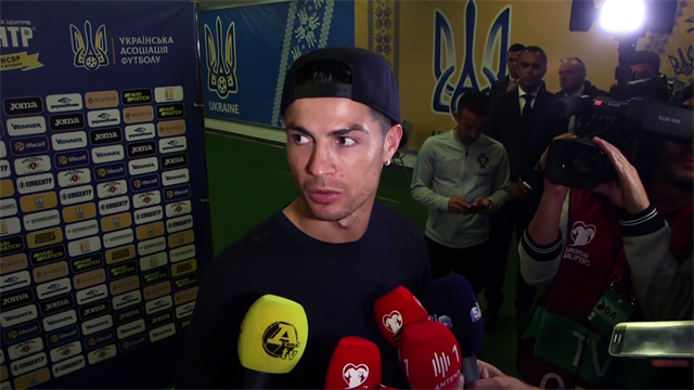 Ronaldo: "700 non è un numero che può raggiungere chiunque: grazie a chi mi ha aiutato" Ronaldo: "700 non è un numero che può raggiungere chiunque: grazie a chi mi ha aiutato"