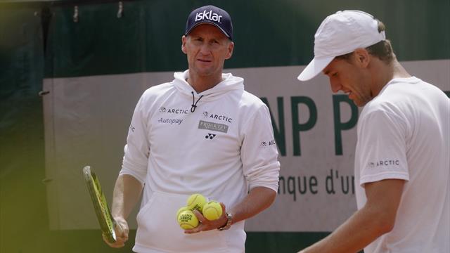 Christian Ruud forklarer hvordan Casper skal vinne første kamp mot Krajinovic Christian Ruud forklarer hvordan Casper skal vinne første kamp mot Krajinovic