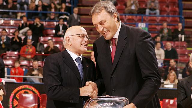 La notte di Dino Meneghin, il più grande di sempre consegnato all’immortalità del basket