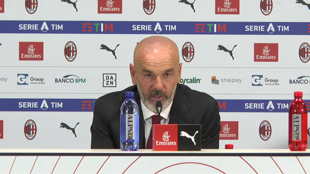 Pioli: "Basta parlare di Milan giovane o vecchio: siamo una squadra e portiamo la maglia con onore" Pioli: "Basta parlare di Milan giovane o vecchio: siamo una squadra e portiamo la maglia con onore"