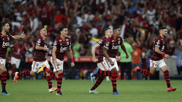 Flamengo gana clásico Fla-Flu, saca 10 puntos de renta y enloquece 'torcida'