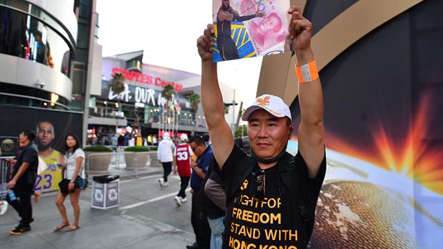 Des t-shirts "soutien à Hong Kong" distribués à Los Angeles et Toronto