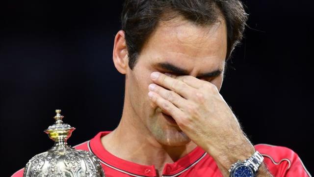 Et Federer a fondu en larmes Et Federer a fondu en larmes