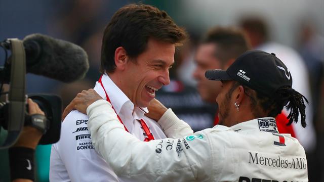 Wolff: "Hamilton in Ferrari? Lewis fa bene a valutare ogni opzione per la sua carriera"