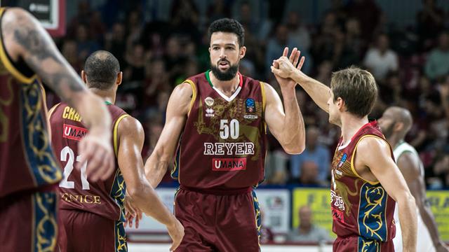 Chappell è inarrestabile, Venezia interrompe il momento d'oro di Brescia