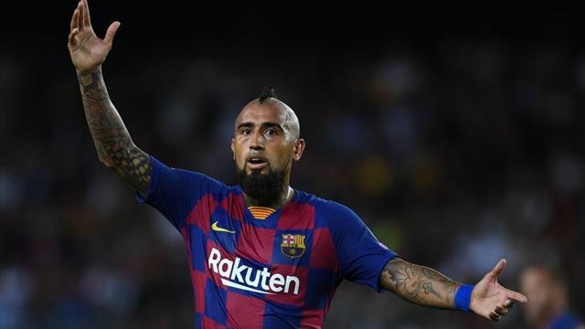 Vidal denuncia il Barcellona per mancati pagamenti, l'Inter osserva interessata Vidal denuncia il Barcellona per mancati pagamenti, l'Inter osserva interessata