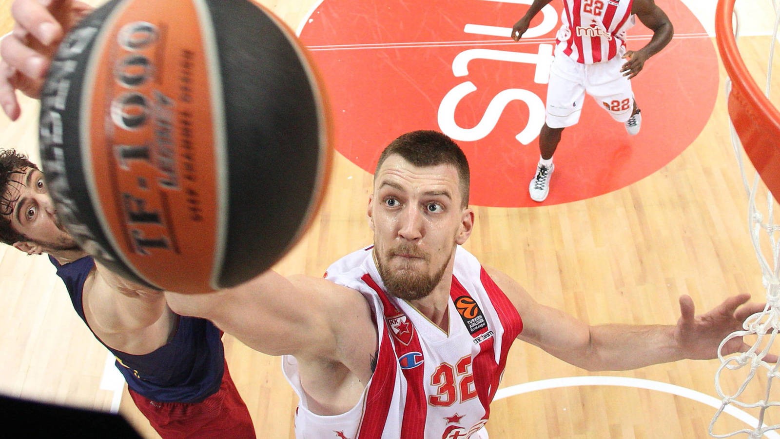 Ognjen Kuzmic, Kızılyıldız