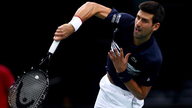 Djokovic expédie un Tsitsipas aux abonnés absents