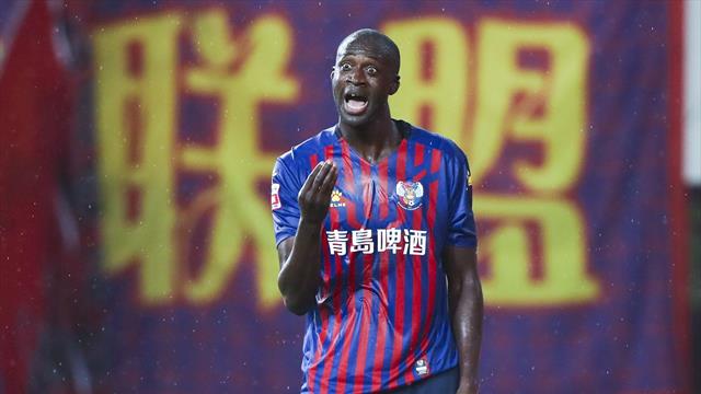 Yaya Touré voit rouge seulement après 10 secondes de jeu (Vidéo) Yaya Touré voit rouge seulement après 10 secondes de jeu (Vidéo)