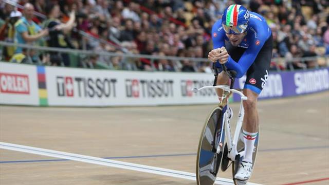 El italiano Ganna bate el récord del mundo de 4 km con salida parada