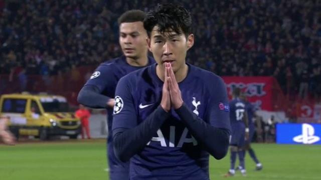Son celebra il suo primo gol alla Stella Rossa chiedendo scusa ad André Gomes